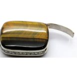 A vintage presumed silver vesta case set with two large Tigerseye panels, 4.5 x 3 cm, 34g. P&P Group
