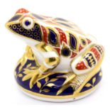 Royal Crown Derby Frog with gold stopper, H: 9 cm. P&P Group 1 (£14+VAT for the first lot and £1+VAT