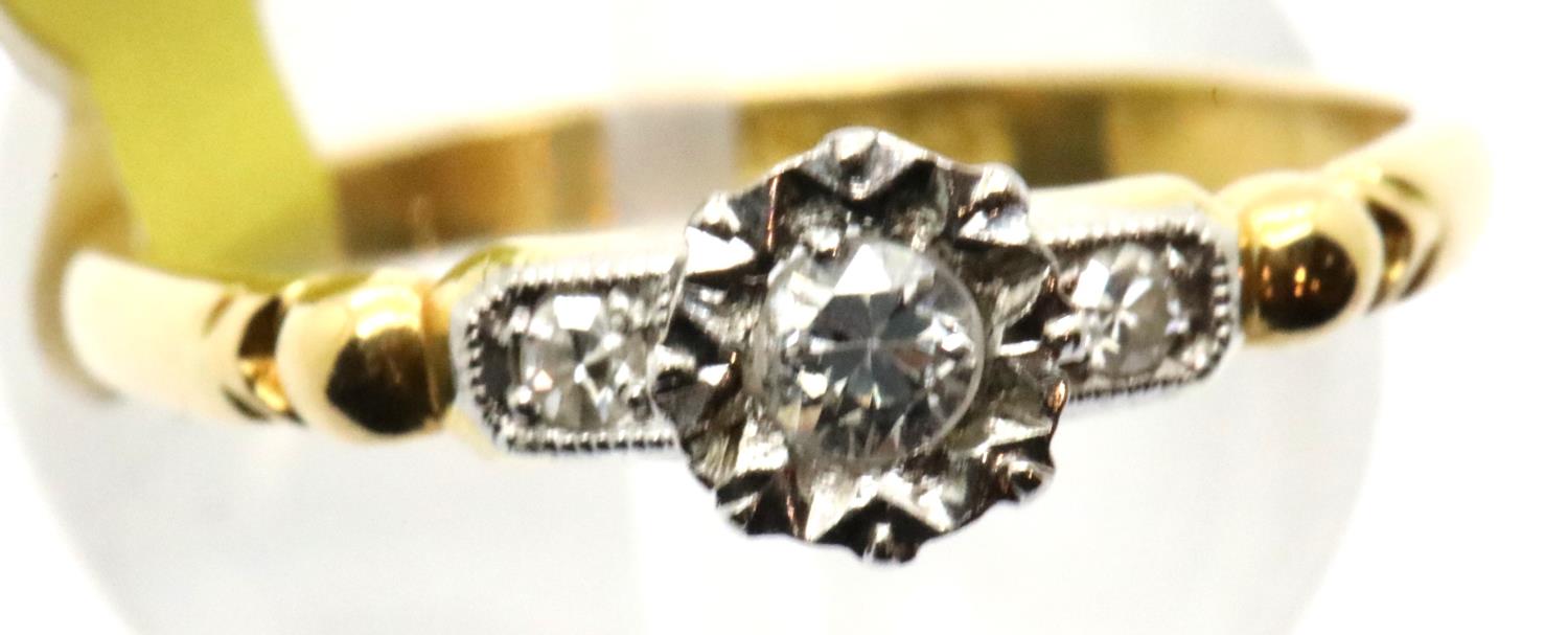 Ladies 18ct gold and platinum antique diamond ring, size N, 2.4g. P&P Group 1 (£14+VAT for the first