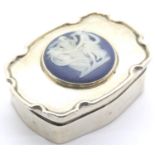 Edward VII hallmarked silver pill box, the hinged cover set with a circular Wedgwood type panel,