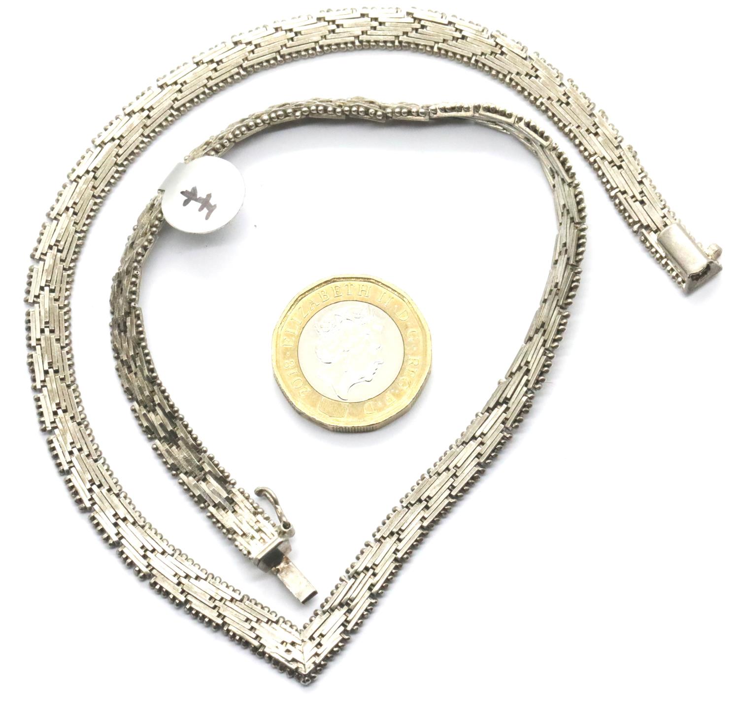 Ladies sterling silver solid collarette, L: 41 cm. 31.5g P&P Group 1 (£14+VAT for the first lot and