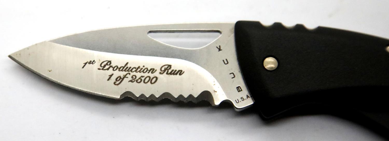 Buck USA first production knife, run 1 of 2500. P&P Group 1 (£14+VAT for the first lot and £1+VAT - Image 3 of 3