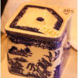 1930s Grimwalds the Cube teapot with Willow pattern design. P&P Group 3 (£25+VAT for the first lot