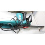 Bosch 1700w 35-175 electric chainsaw. Not available for in-house P&P, contact Paul O'Hea at