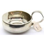 George V hallmarked silver tastevin, London assay 1913, 38g. P&P Group 1 (£14+VAT for the first