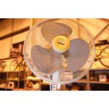 Benross three speed oscillating floor fan. Not available for in-house P&P, contact Paul O'Hea at