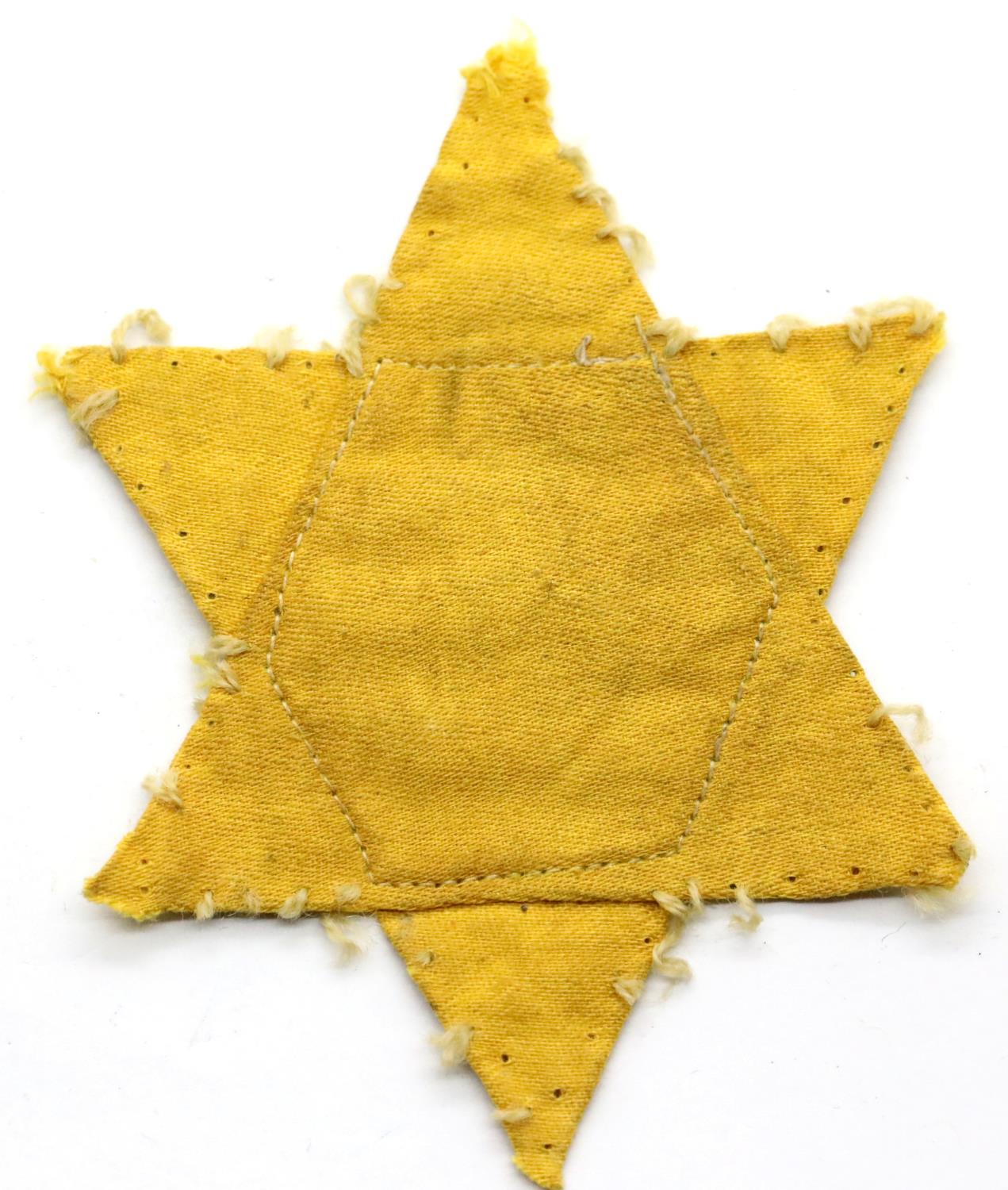 WWII hand made Jewish Star of David taken off an old coat. P&P Group 1 (£14+VAT for the first lot - Image 2 of 2