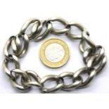 Silver link bracelet, 70g. P&P Group 1 (£14+VAT for the first lot and £1+VAT for subsequent lots)