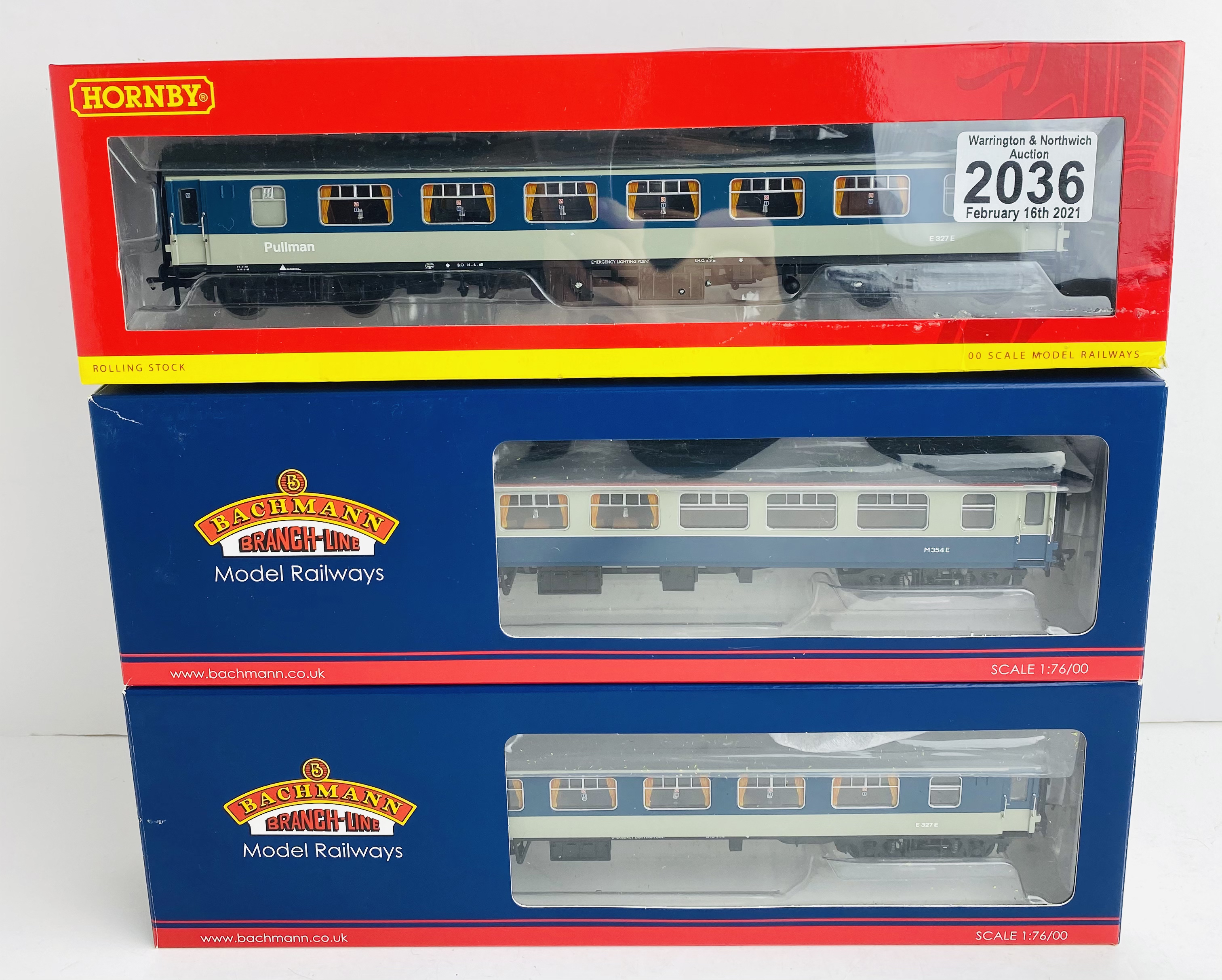 3x Bachmann Blue/Grey 'Pullman & Nightcap Bar' Coaches with Lights (Untested) - Incorrect Boxes P&