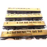 Four Hornby teak LNER coaches in very good condition and unboxed. P&P Group 1 (£14+VAT for the first