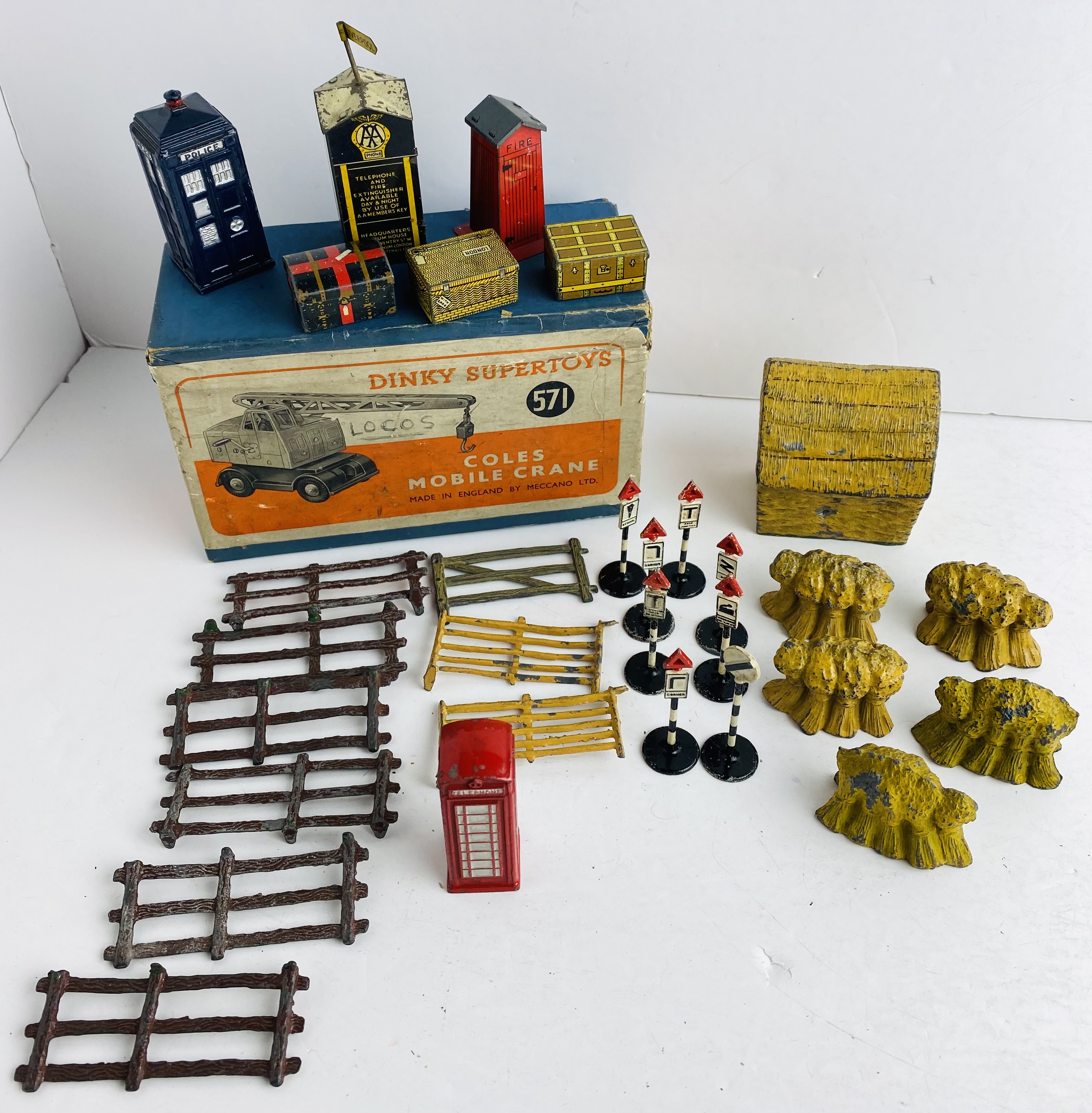 Quantity of Playworn Dinky Toys, Minic Cars & Accessories with 1x Dinky Supertoys 571 Empty Box P&