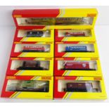 9x Hornby Railroad Assorted Wagons & Coach All Boxed. P&P Group 2 (£18+VAT for the first lot and £