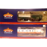 Bachmann coaches x2, 39-273A MK1 GUV SR green, 34-331 50ft stanier parcels Tartan Arrow. P&P Group 1