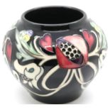 Moorcroft Talwin vase, H: 12 cm. P&P Group 2 (£18+VAT for the first lot and £3+VAT for subsequent