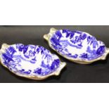 Pair of Royal Crown Derby small Oriental style dishes, L: 13 cm. P&P Group 2 (£18+VAT for the