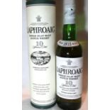 Cased bottle of Laphroaig 10 year old whisky. P&P Group 3 (£25+VAT for the first lot and £5+VAT