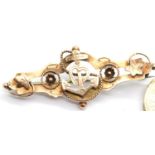 9ct gold naval sweetheart pink brooch, 2.6g. P&P Group 1 (£14+VAT for the first lot and £1+VAT for