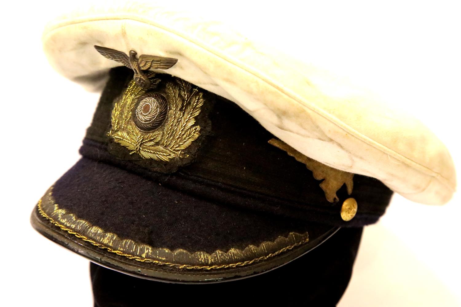 WWII German Kriegsmarine U-Boat Officers Cap. P&P Group 2 (£18+VAT for the first lot and £3+VAT