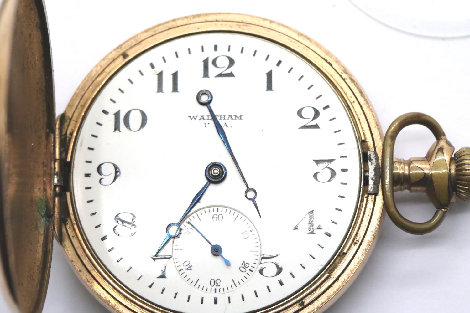 Waltham gold plated full hunter pocket watch, not working. P&P Group 1 (£14+VAT for the first lot - Image 2 of 3