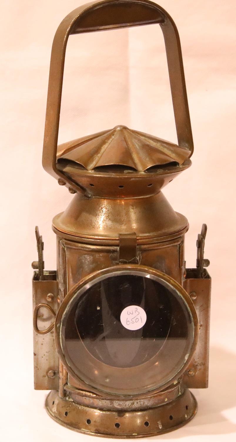 Copper railway warning lamp with red lens, H: 33 cm. P&P Group 3 (£25+VAT for the first lot and £5+