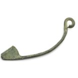Roman Bronze age Bow fibula. P&P Group 1 (£14+VAT for the first lot and £1+VAT for subsequent lots)