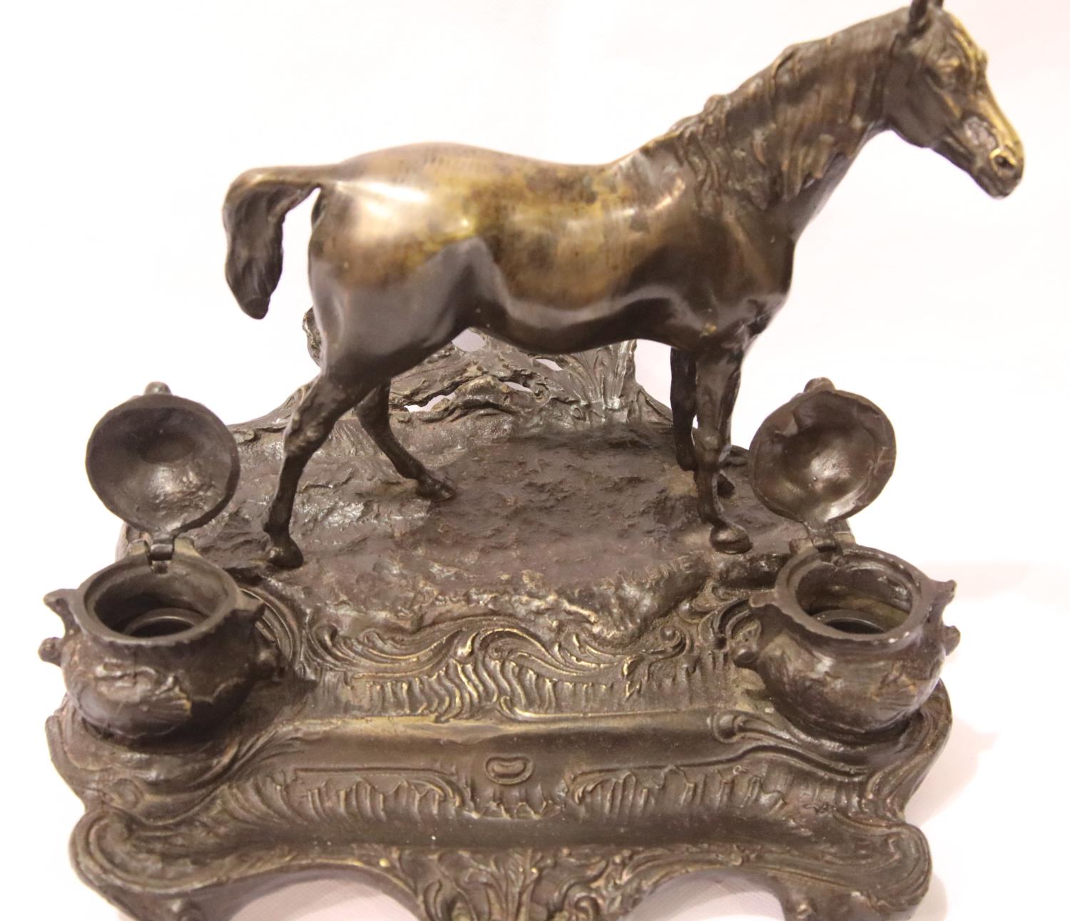 Bronze horse mounted pen stand with inkwells, L: 25 cm. P&P Group 3 (£25+VAT for the first lot