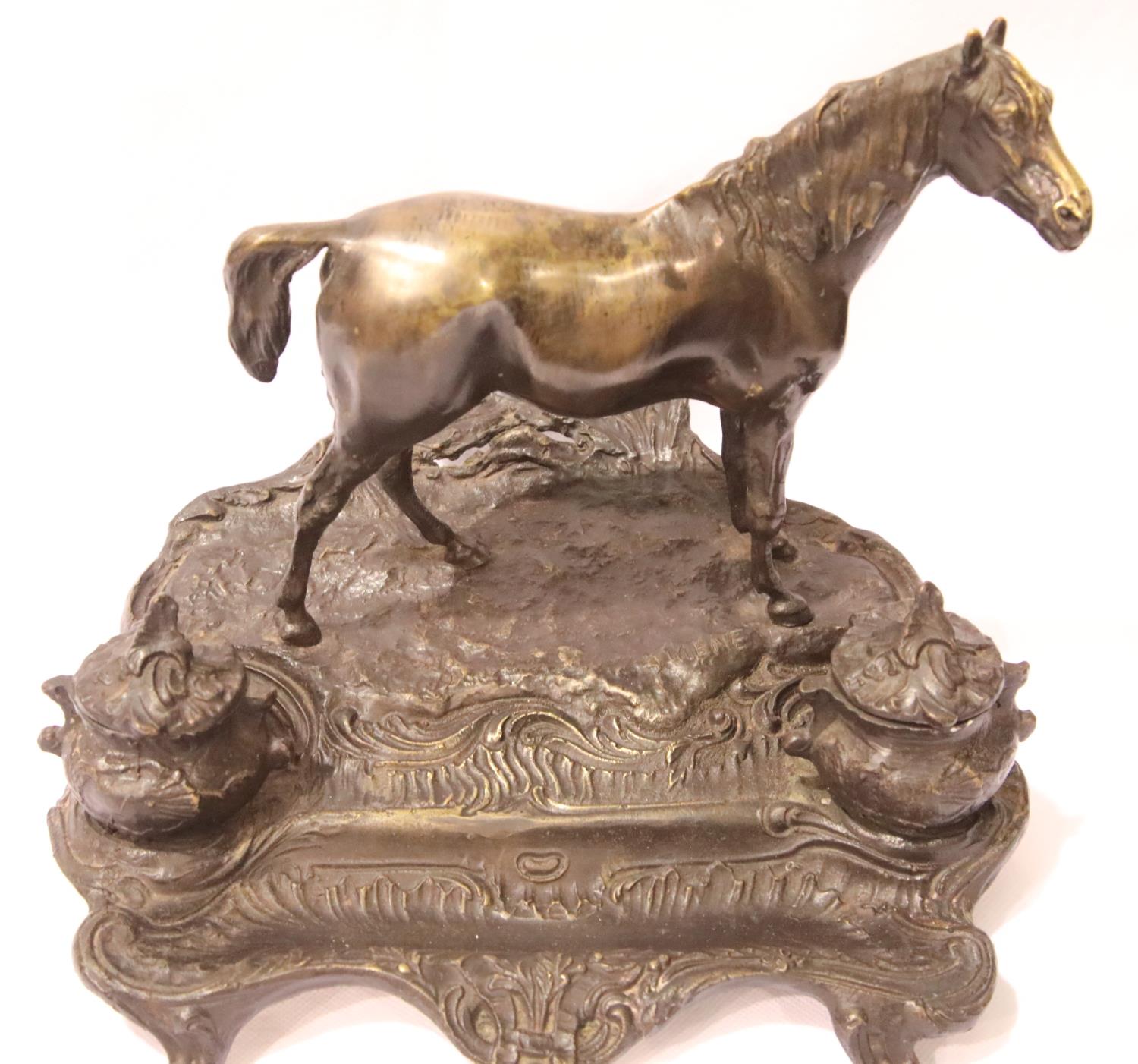 Bronze horse mounted pen stand with inkwells, L: 25 cm. P&P Group 3 (£25+VAT for the first lot - Image 3 of 3