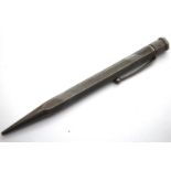 Sterling silver propelling pencil. P&P Group 1 (£14+VAT for the first lot and £1+VAT for