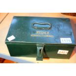 Vintage German medical tin box. P&P Group 2 (£18+VAT for the first lot and £3+VAT for subsequent