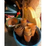 Collection of mixed garden related items including pots, tools etc. Not available for in-house P&