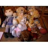 Collection of teddy bears. P&P Group 3 (£25+VAT for the first lot and £5+VAT for subsequent lots)