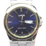 Lorus gents new day date blue faced wristwatch boxed. P&P Group 1 (£14+VAT for the first lot and £