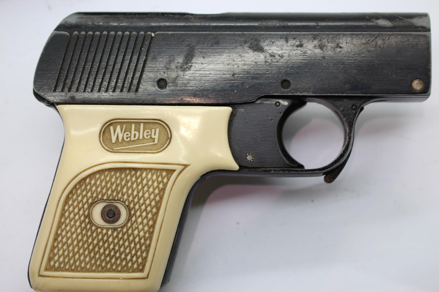 Boxed Webley Mark 2 Sports Starting Pistol with three loading blocks. P&P Group 2 (£18+VAT for the - Image 4 of 5