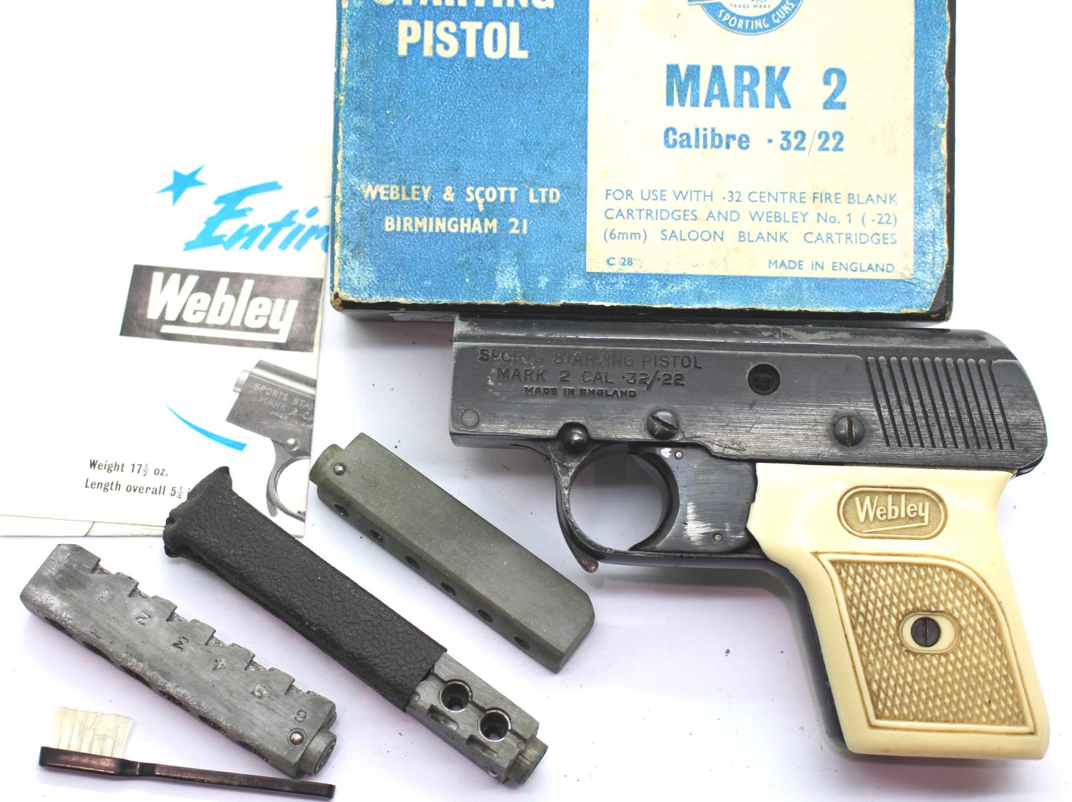 Boxed Webley Mark 2 Sports Starting Pistol with three loading blocks. P&P Group 2 (£18+VAT for the