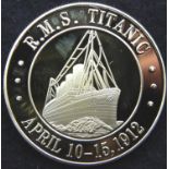 1912 - White Star Line Titanic remembrance medal - Gold Plated. P&P Group 1 (£14+VAT for the first