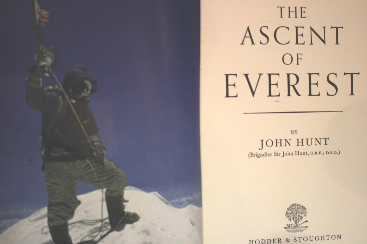 Ascent of Everest by Sir John Hunt, published by Hodder and Stauton, first edition. P&P Group 1 (£ - Image 2 of 4