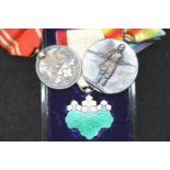 Japan, WWI Victory medal, WWI-II Red Cross medal and a further boxed enamelled medal. P&P Group