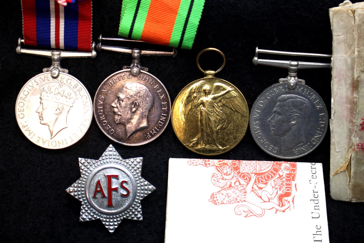 169881 DVR E RODGER RA, a British WWI medal pair, comprising BWM and Victory medal, with an un-named