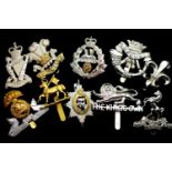 Ten British military cap badges, some gilt. P&P Group 1 (£14+VAT for the first lot and £1+VAT for