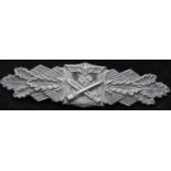 German WWII aged replica Close Combat Clasp award, marked PEEKHAUS verso. P&P Group 1 (£14+VAT for