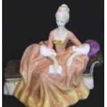 Royal Doulton figurine, Reverie HN 2306, H: 17 cm. P&P Group 2 (£18+VAT for the first lot and £3+VAT