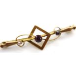 9ct gold amethyst set brooch, L: 40mm, 1.2g. P&P Group 1 (£14+VAT for the first lot and £1+VAT for