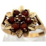 9ct gold garnet set ring, size O, 2.4g. P&P Group 1 (£14+VAT for the first lot and £1+VAT for