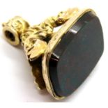 9ct gold bloodstone set fob, 6.3g. P&P Group 1 (£14+VAT for the first lot and £1+VAT for