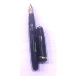 Conway Stewart no 58 screw top fountain pen with a 14ct Duro nib. P&P Group 1 (£14+VAT for the first