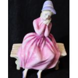 Royal Doulton figurine, Young Dreams HN 3176, H: 16 cm. P&P Group 2 (£18+VAT for the first lot