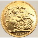 1914 George V full sovereign in good condition. P&P Group 1 (£14+VAT for the first lot and £1+VAT