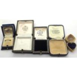 Collection of vintage jewellery and ring boxes. P&P Group 1 (£14+VAT for the first lot and £1+VAT