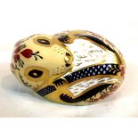 Royal Crown Derby Country Mouse with gold stopper, signed in gold, L: 7 cm. P&P Group 1 (£14+VAT for