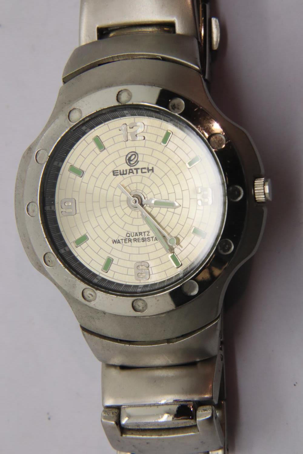 Gents stainless steel cased divers E-watch, D: 3cm. P&P Group 1 (£14+VAT for the first lot and £1+ - Image 2 of 3